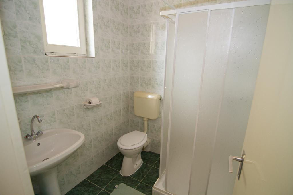 Villa Hedi Dunakiliti Zimmer foto