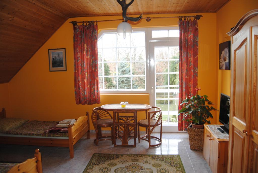 Villa Hedi Dunakiliti Exterior foto